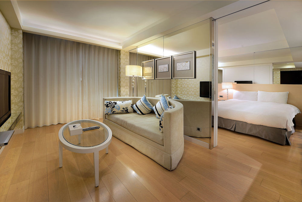 The Crystal Resort Sun Moon Lake Yuchi Exterior foto